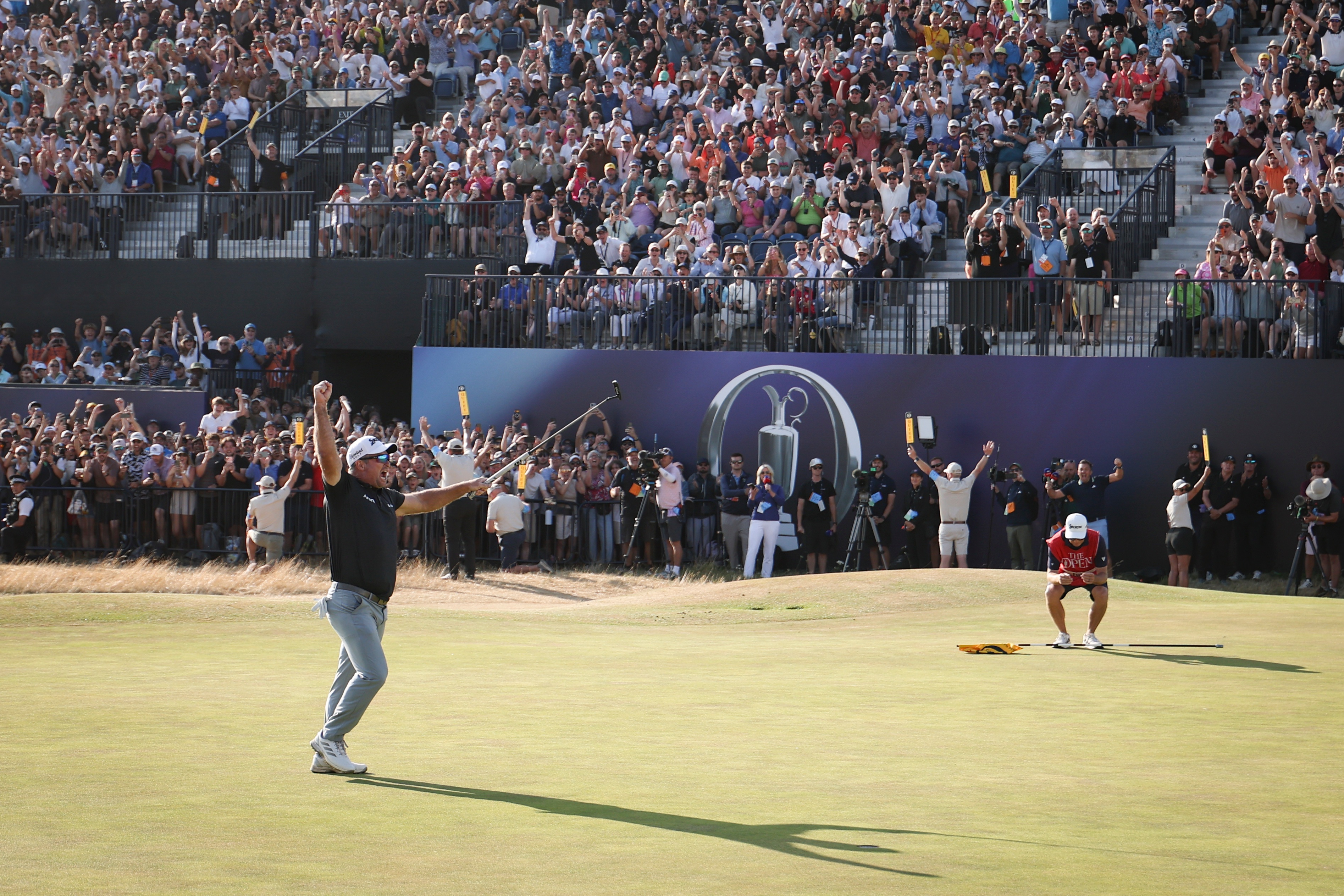Fox claims first major championship title on DP World Tour