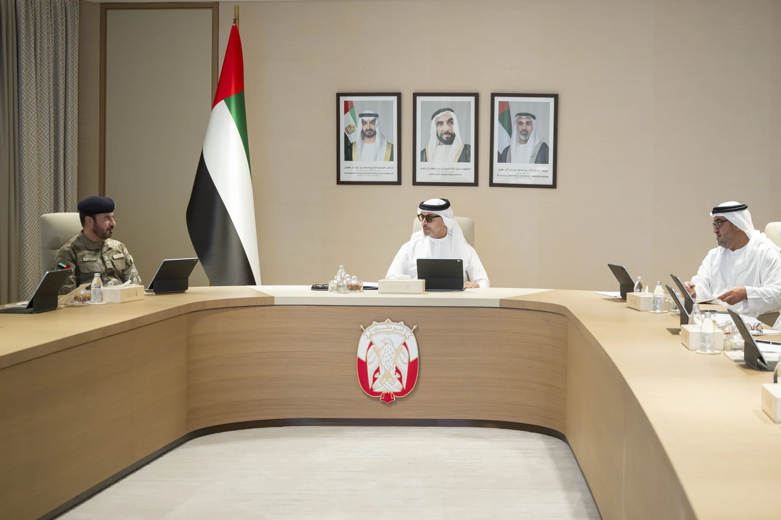 Hazza bin Zayed receives delegation from Abu Dhabi Police, Civil Defence and Crises Management Centre